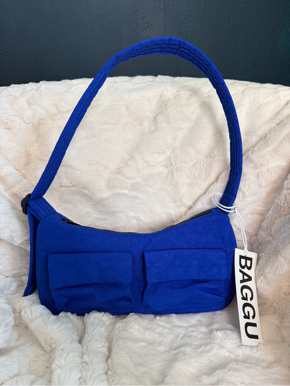 Baggu cargo shoulder bag in lapis blue
